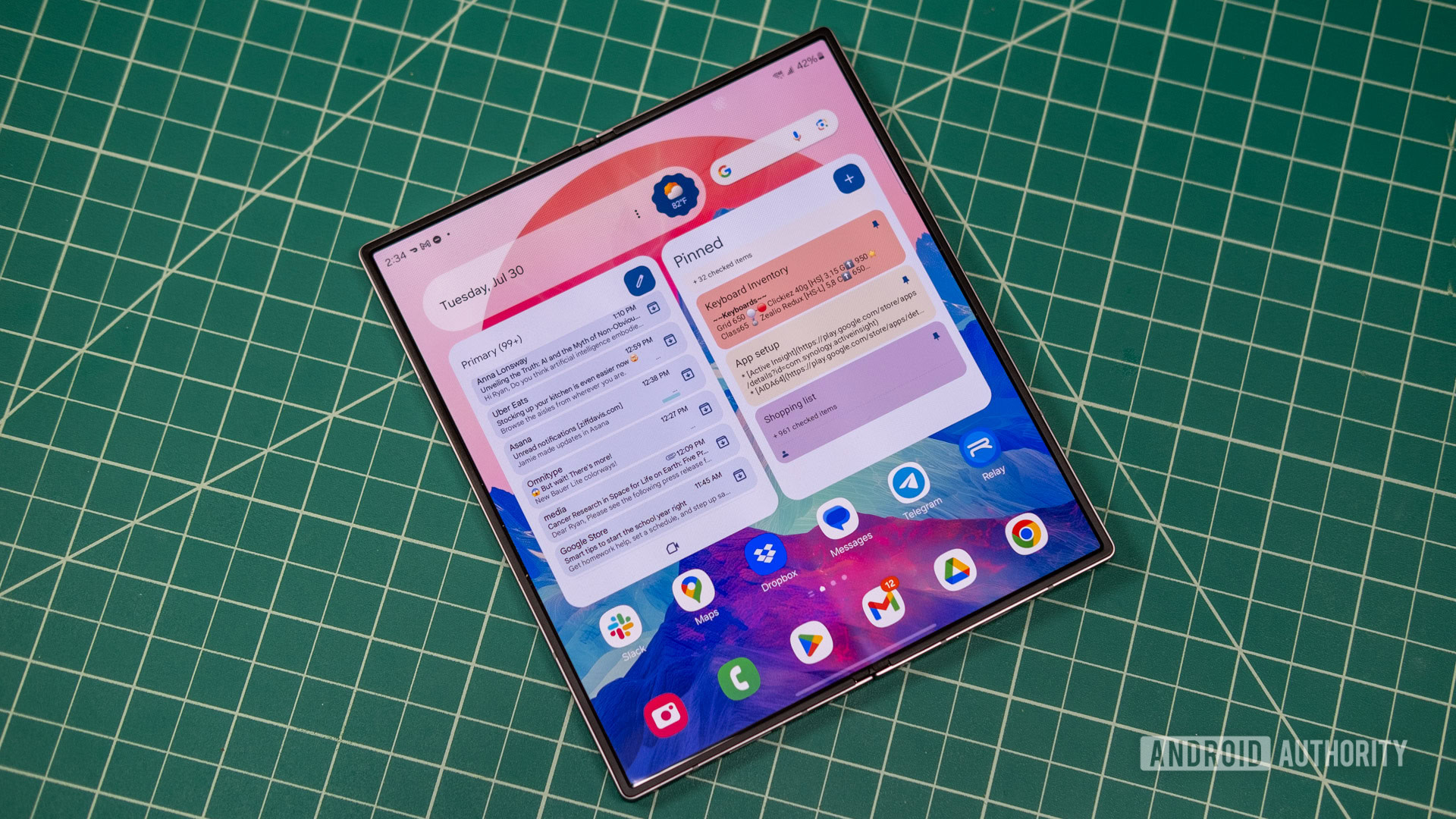 Samsung Galaxy Z Fold 6 7 Samsung Galaxy Z Fold 6 main OLED