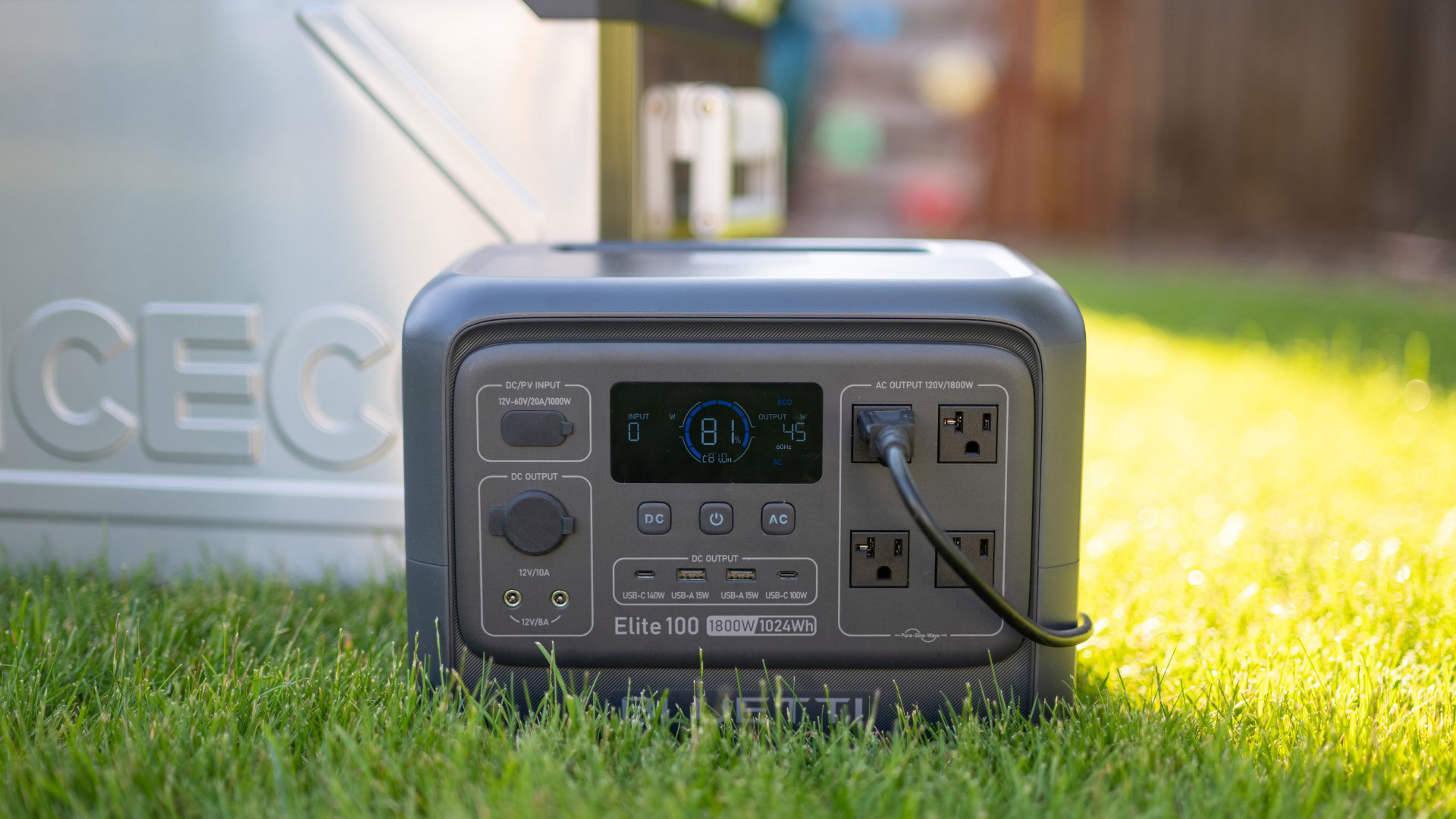 BLUETTI Elite 100 V2 Portable Power Station On Grass BLUETTI Elite 100 V2 Portable Power Station On Grass