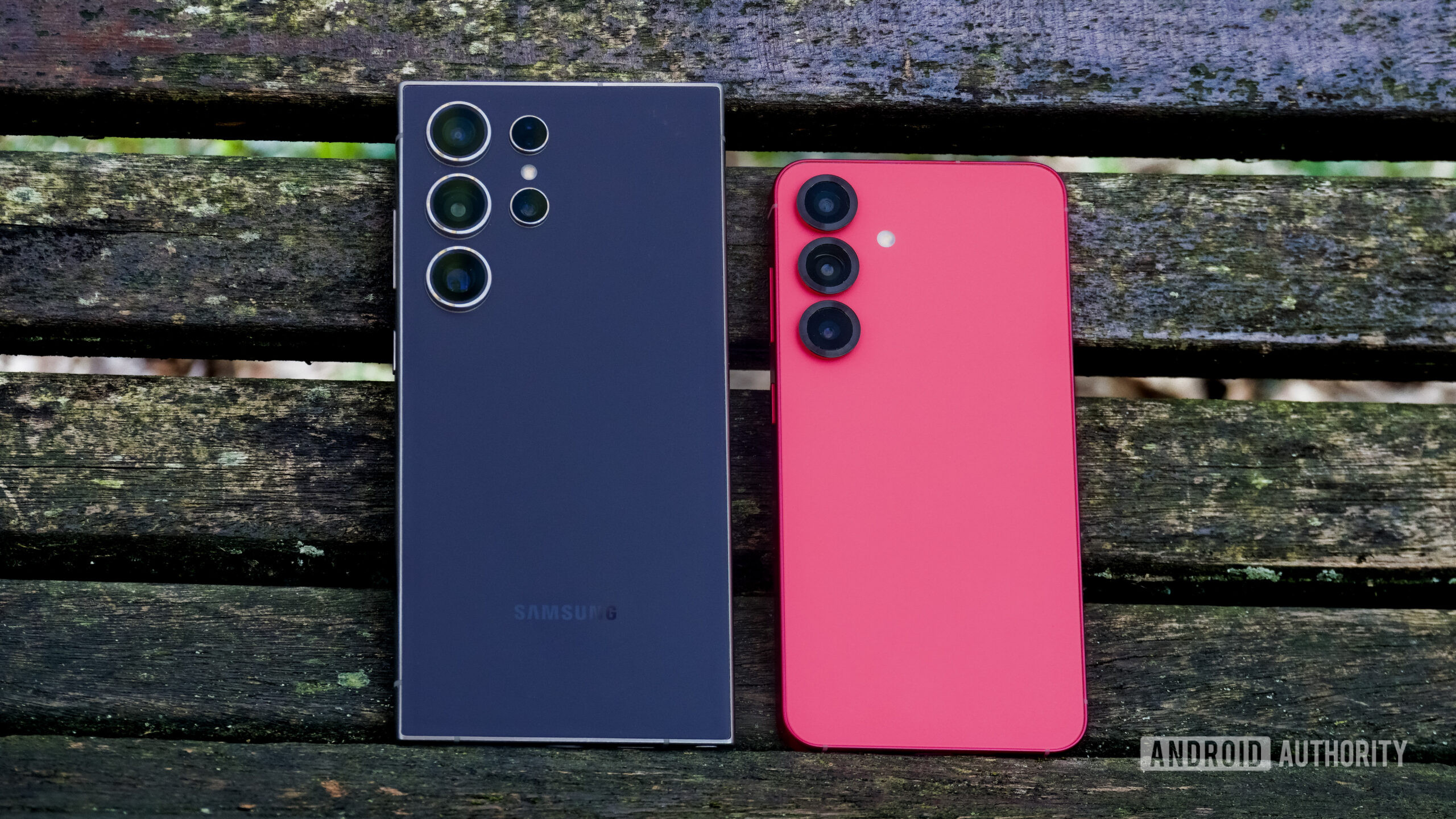 A Galaxy S24 Ultra and a Galaxy S25 on a bench