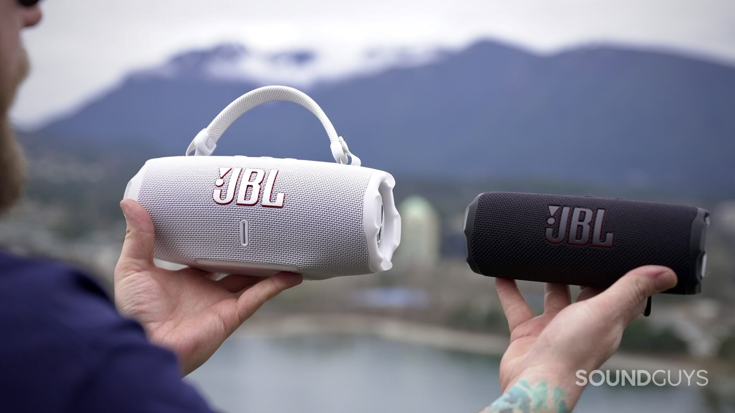 JBL Charge 6 and JBL Flip 7 side to side JBL Charge 6 and JBL Flip 7 side to side