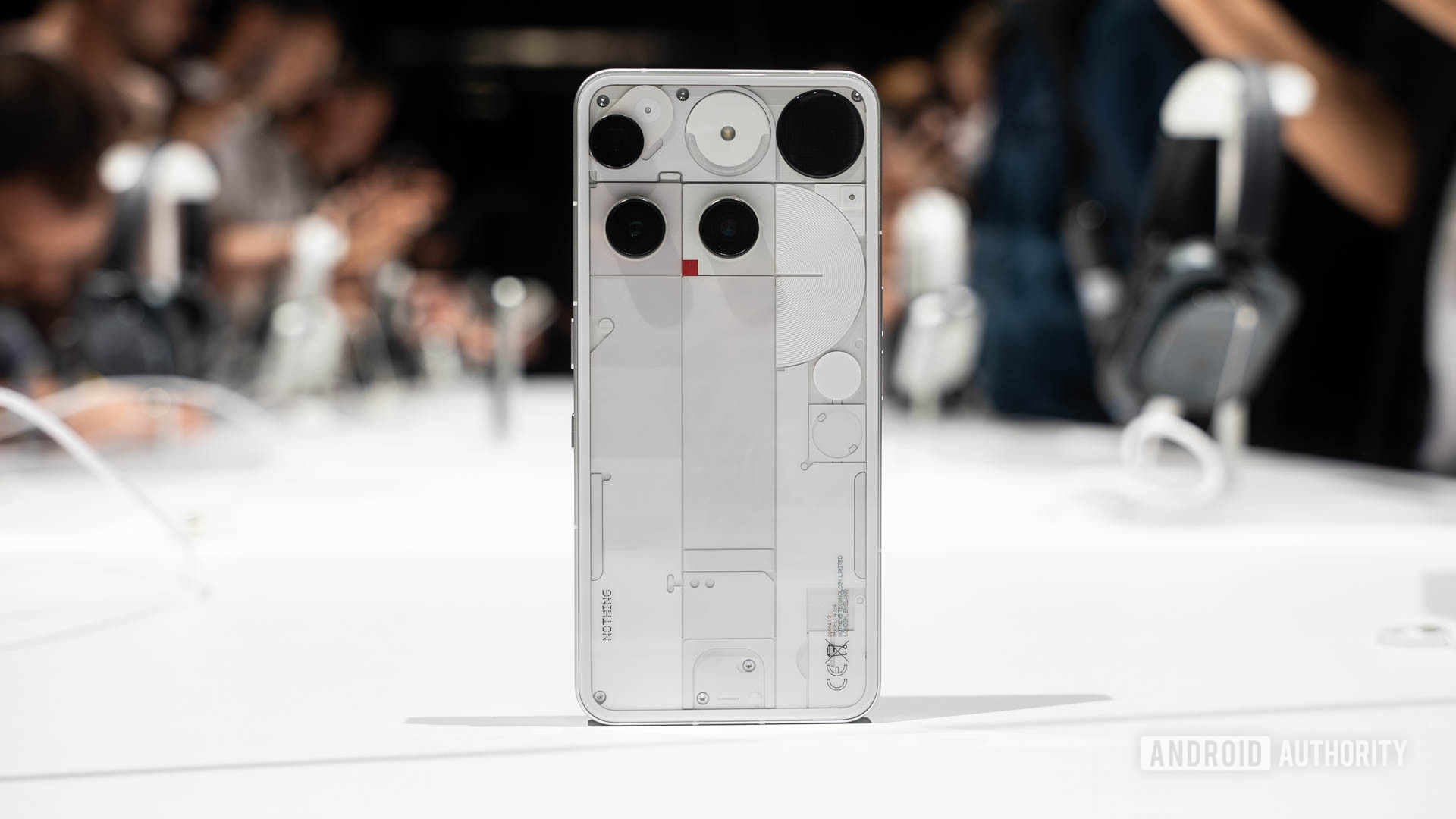 Nothing Phone 3 in White hero shot Nothing Phone 3 in White hero shot