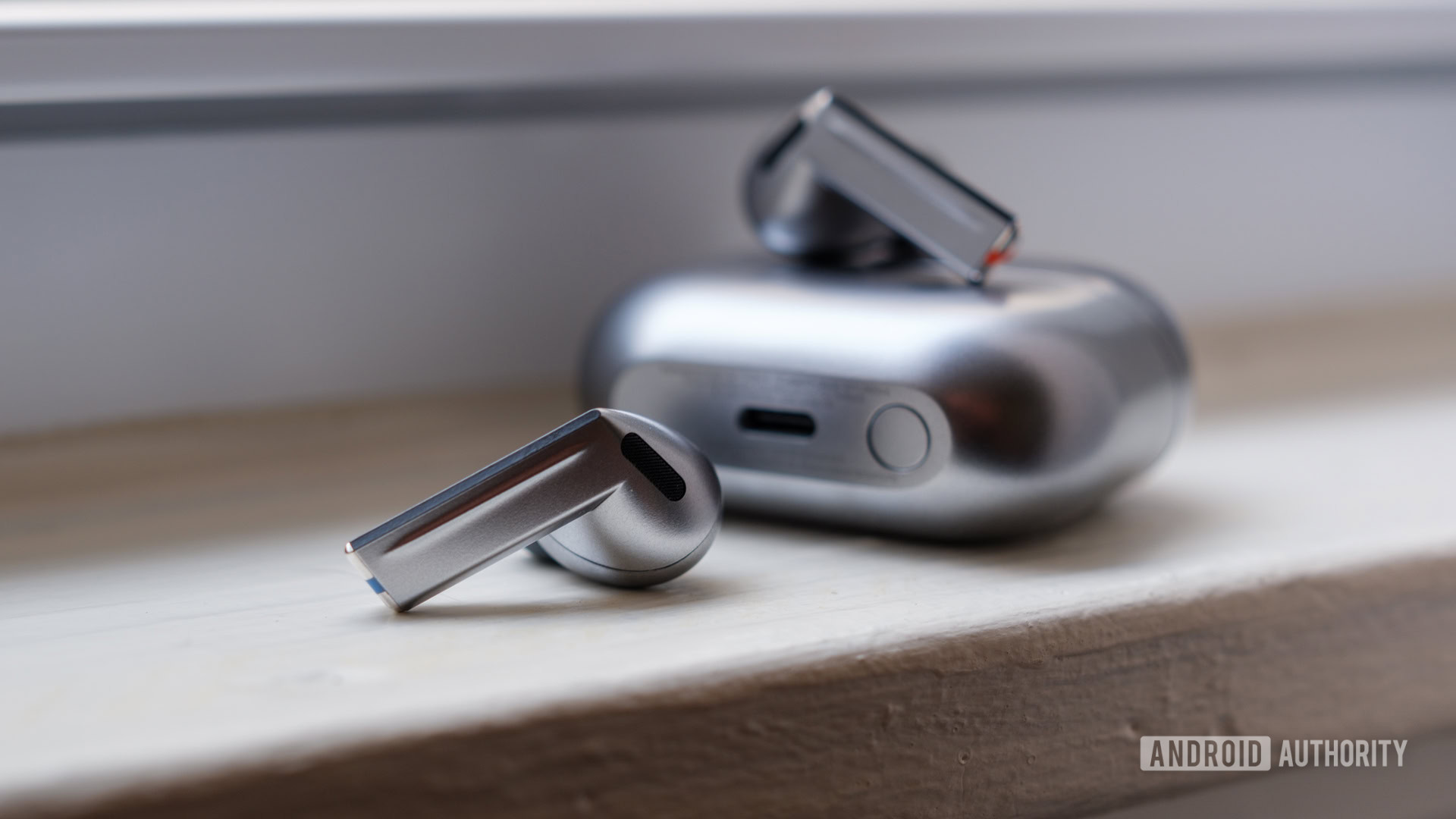 Samsung Galaxy Buds 3 Pro close up Samsung Galaxy Buds 3 Pro close up
