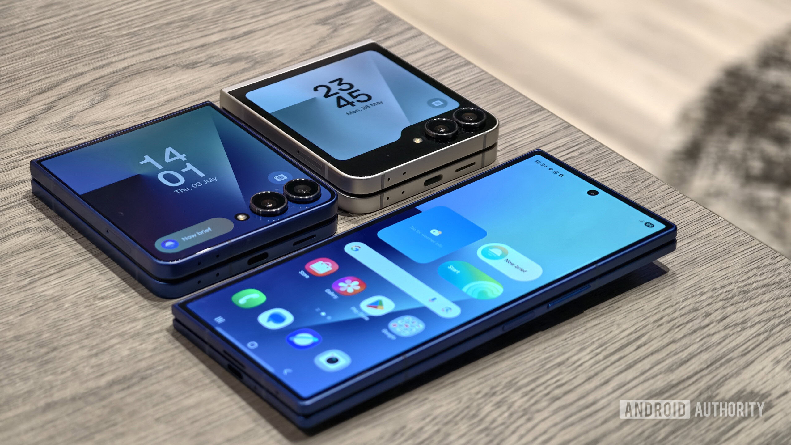 Samsung Galaxy Z Flip 7 vs Flip 7 FE vs Fold 7