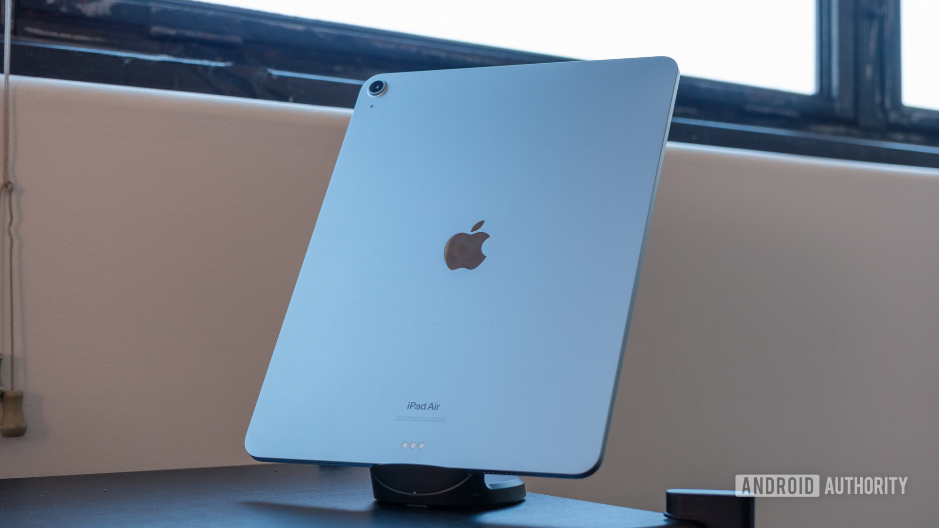 ipad air rear hero ipad air rear hero