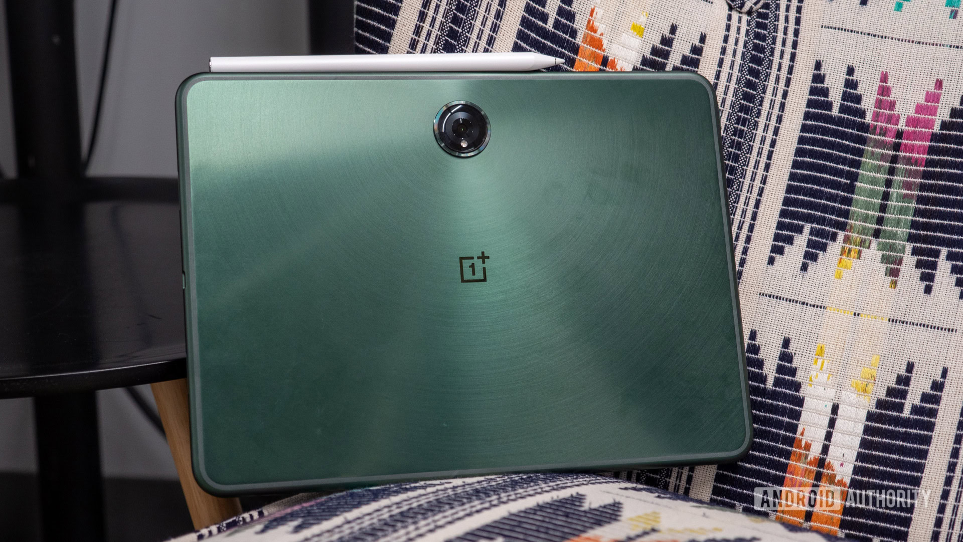 oneplus pad back with stylo oneplus pad back with stylo