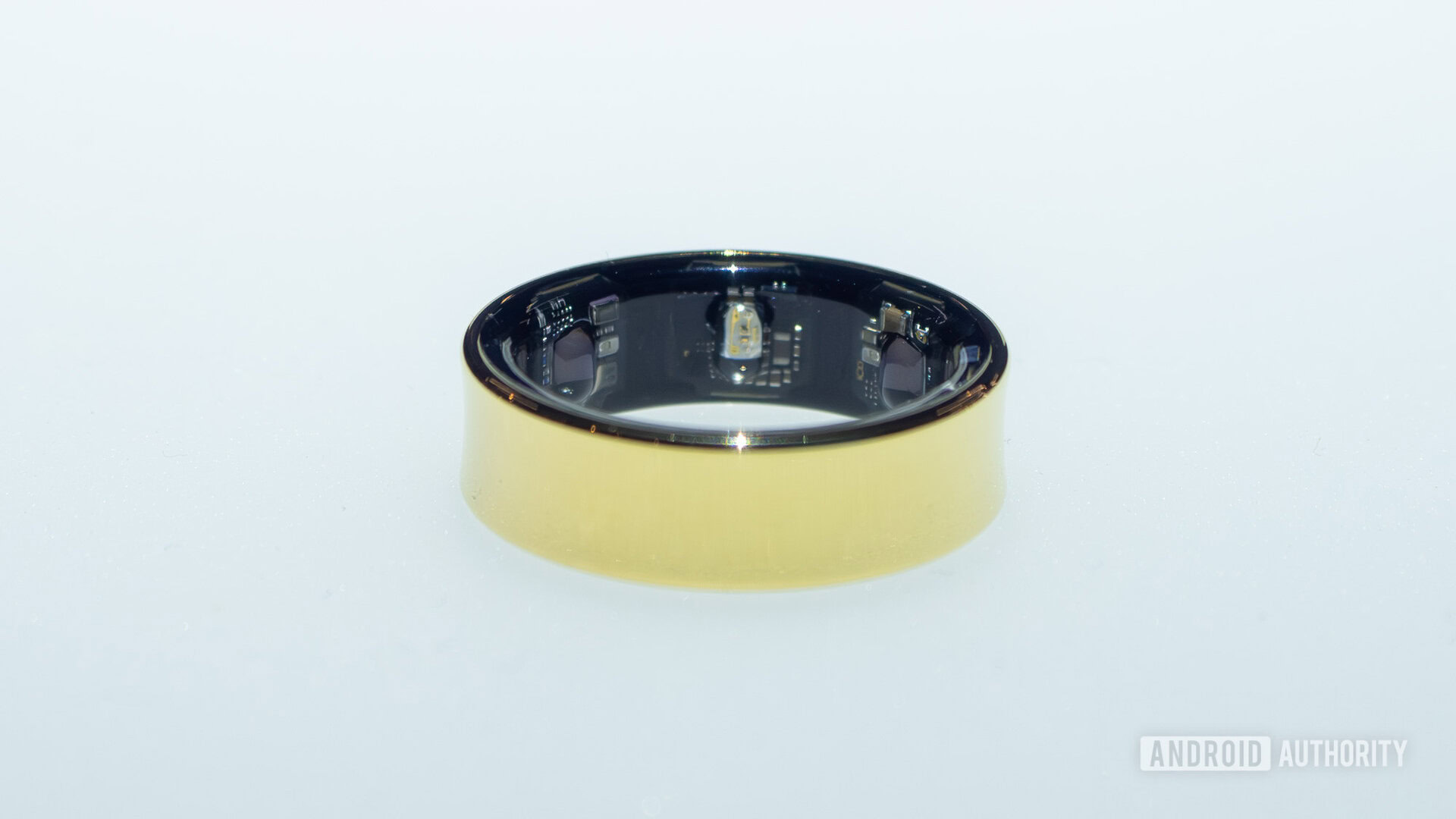 samsung galaxy ring gold 5 zoomed samsung galaxy ring gold 5 zoomed