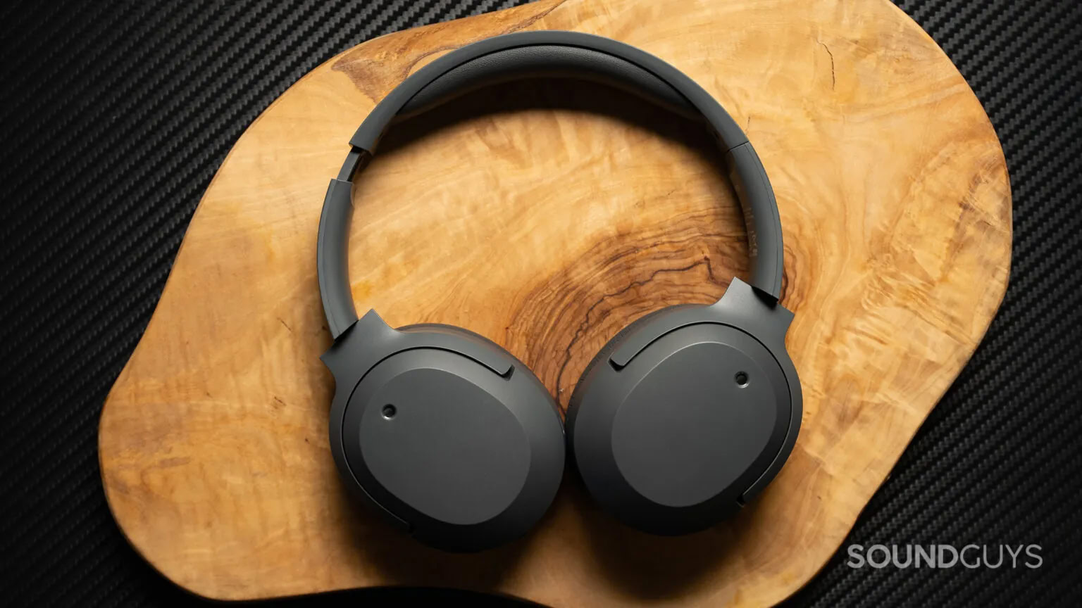 Edifier W820NB Plus hero 1