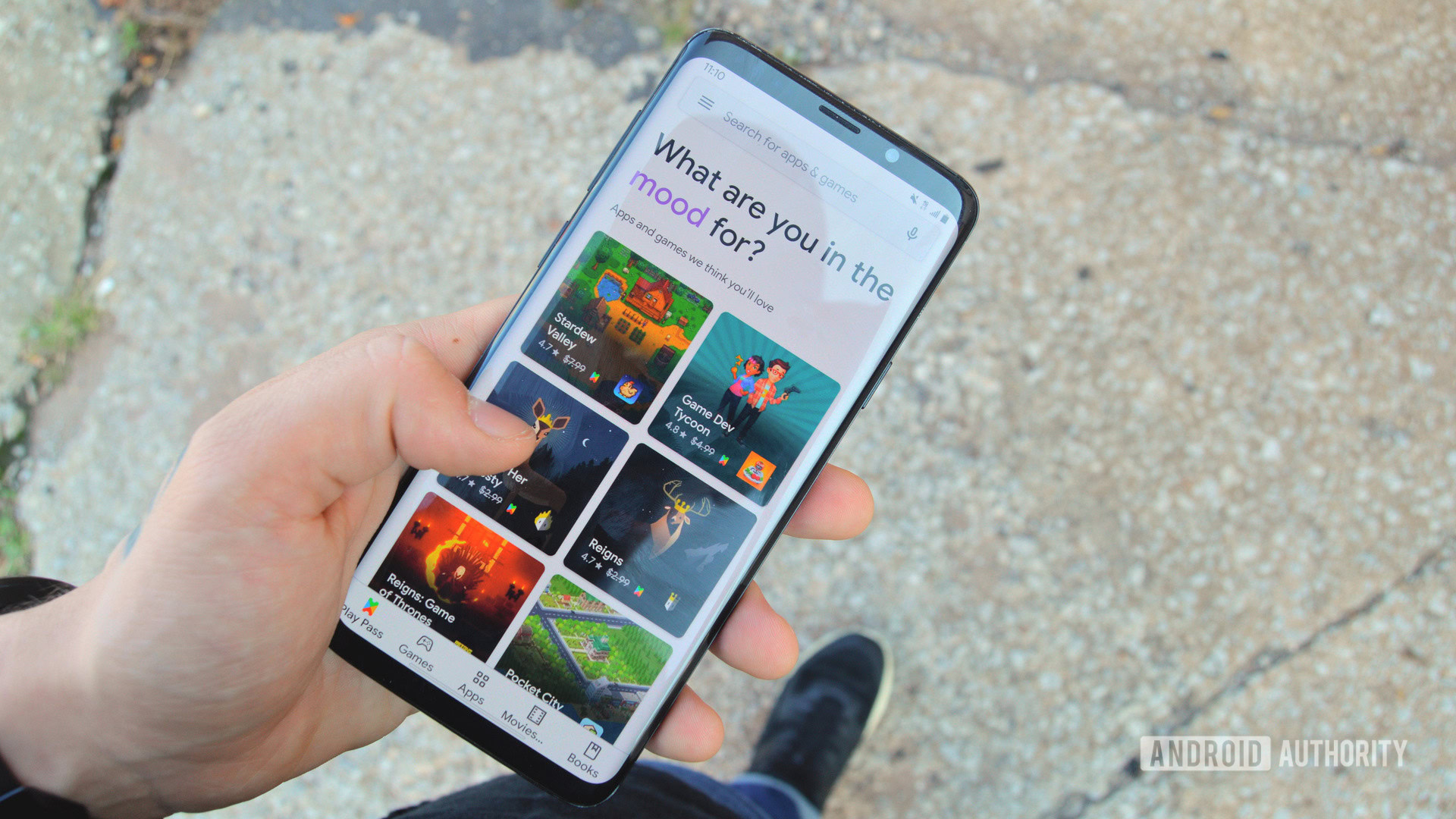 Google Play Pass in Hand Google Play Pass in Hand