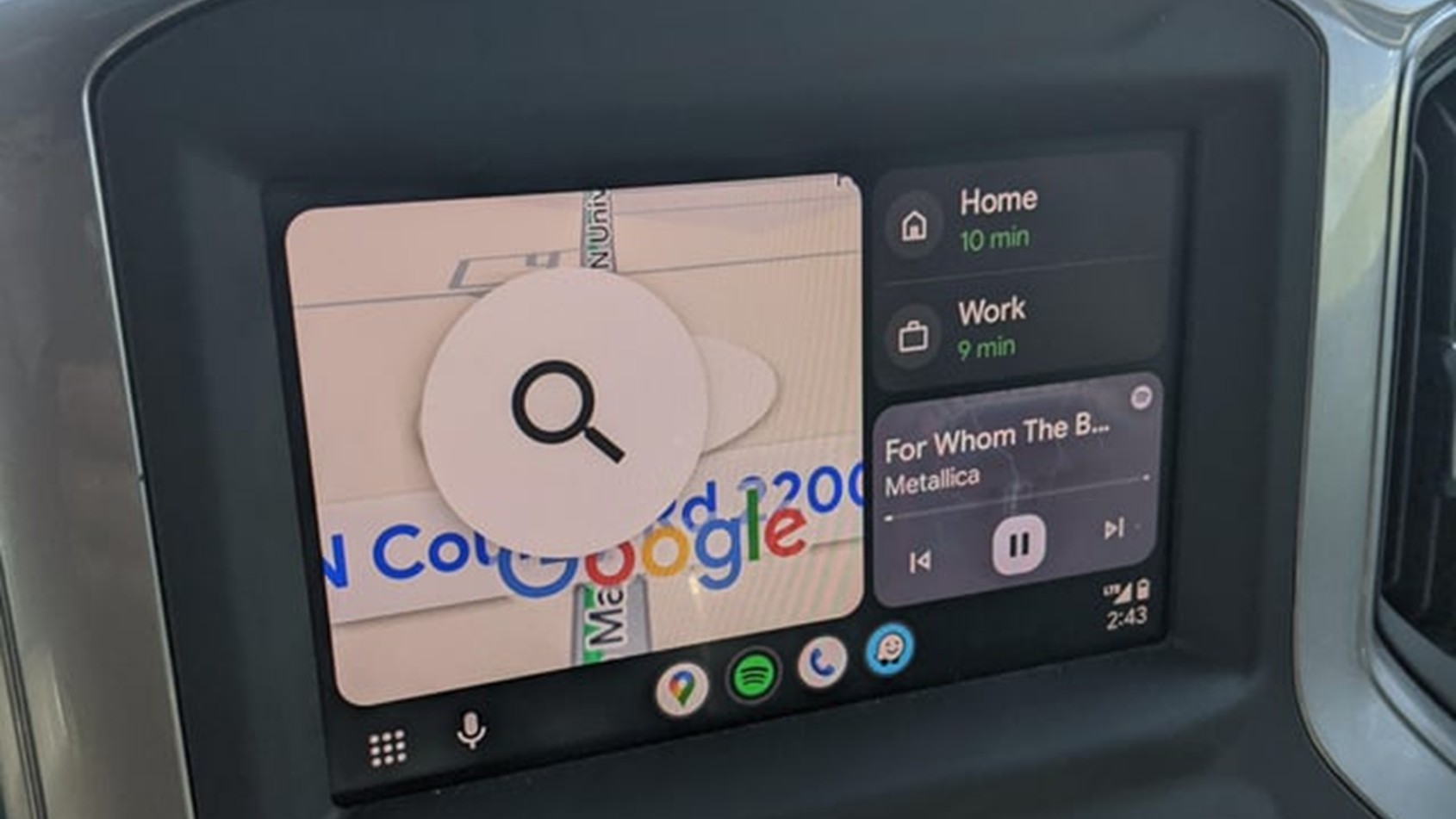 Android Auto Magnified Bug Reddit Feature Image