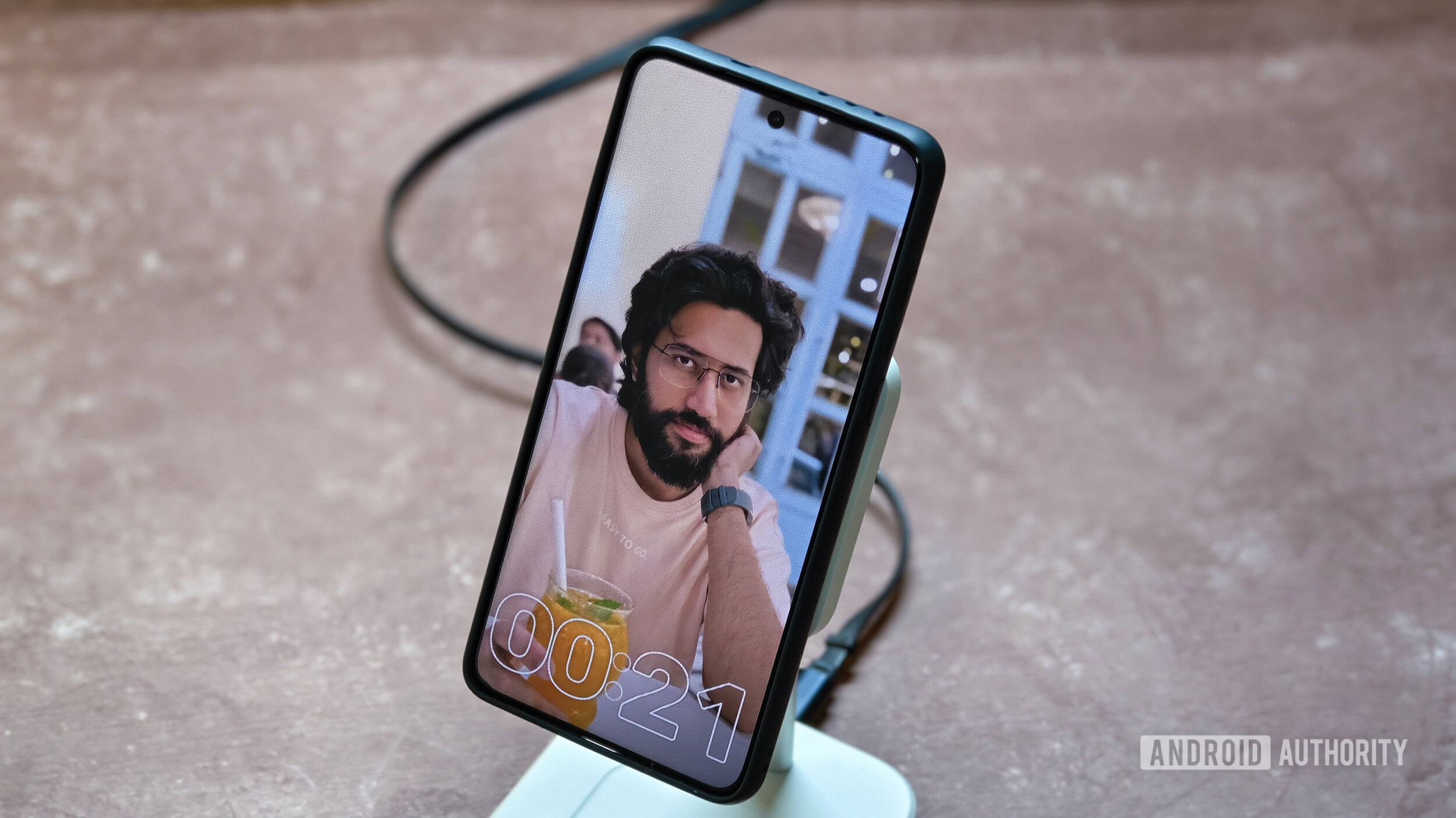 Android Standby Mode Pro portrait photo