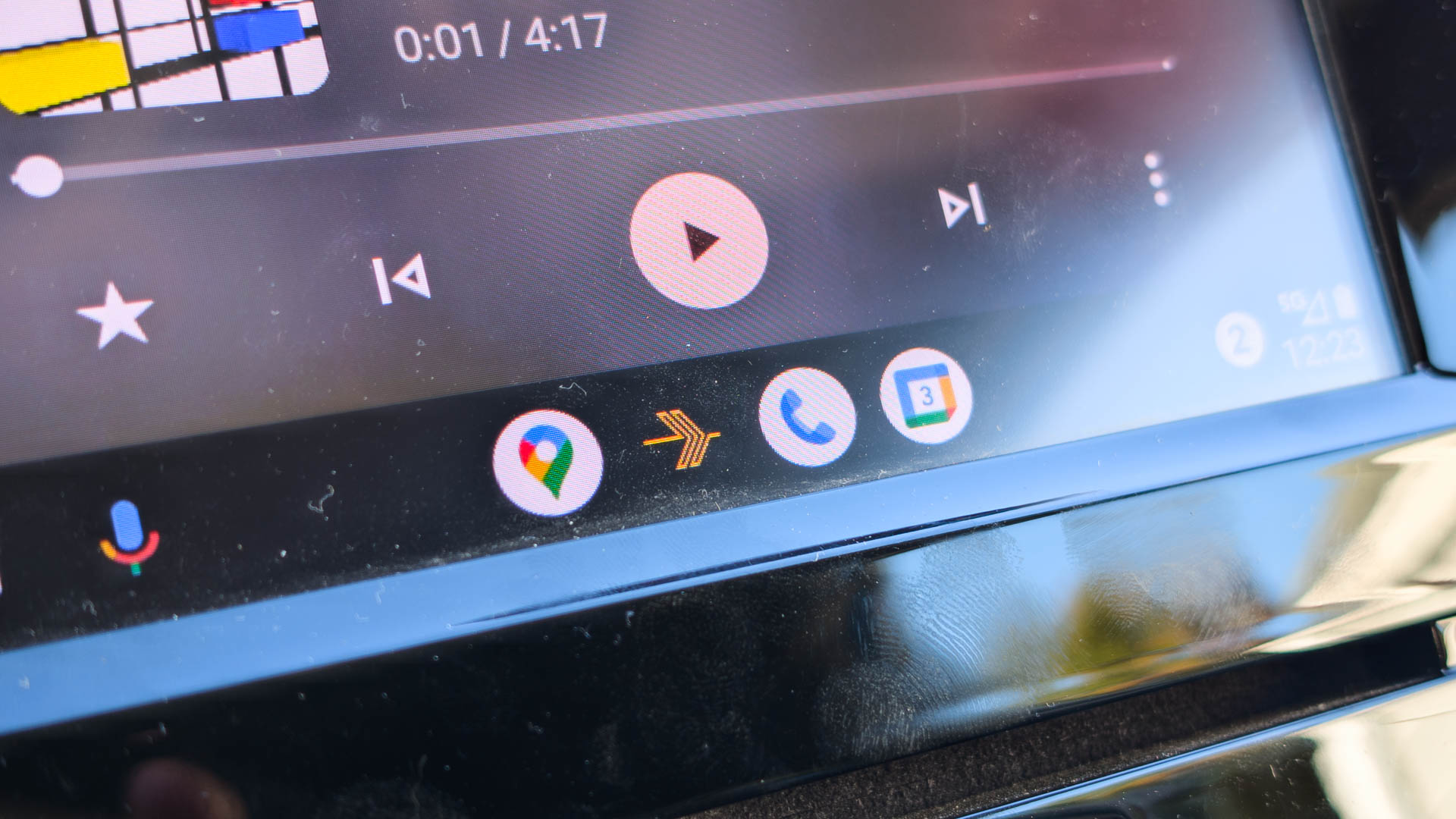 Android Auto Most Used Apps on Taskbar Android Auto Most Used Apps on Taskbar