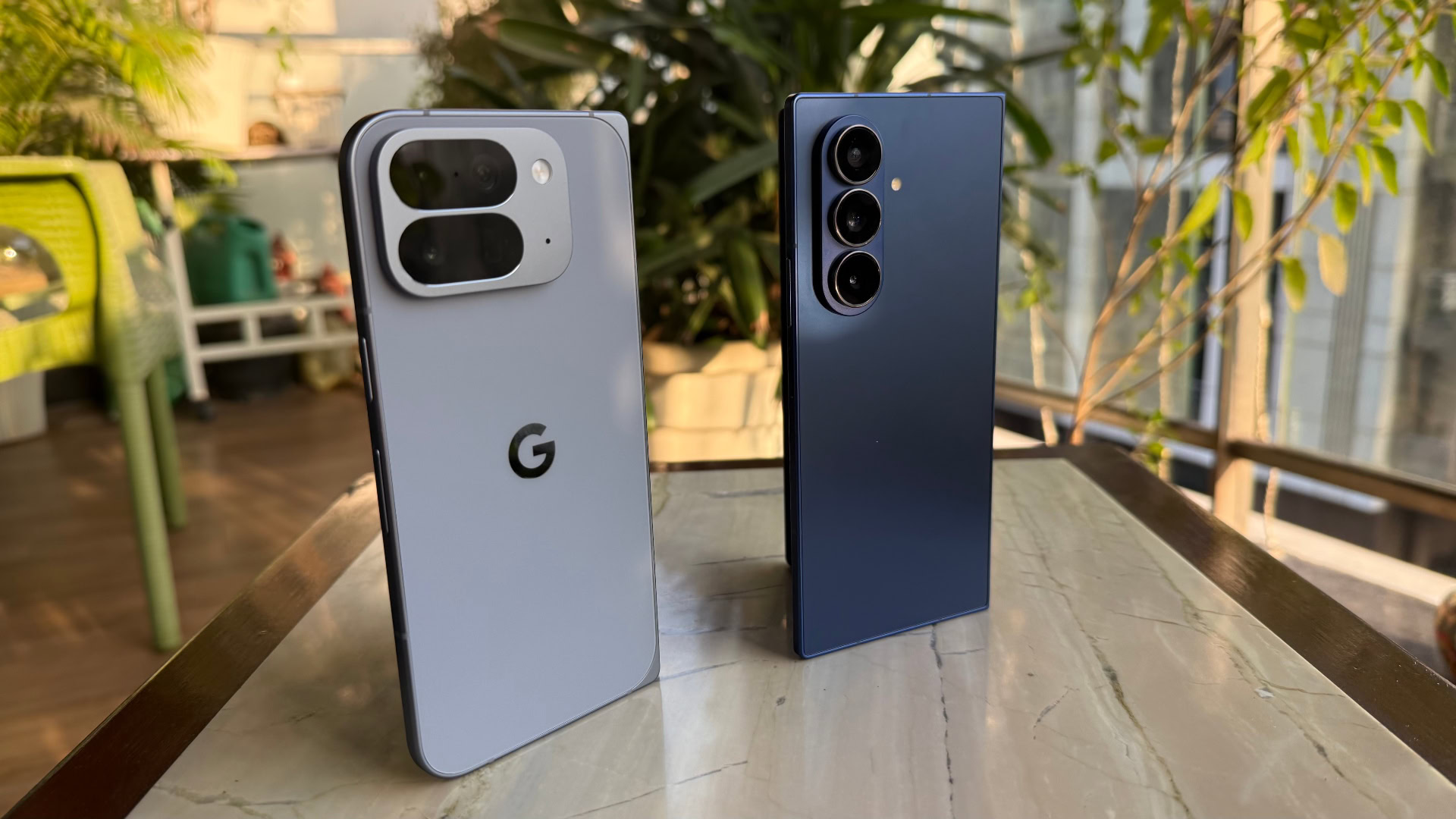 Google Pixel 10 Pro vs Galaxy Z Fold 7 Cover Google Pixel 10 Pro vs Galaxy Z Fold 7 Cover