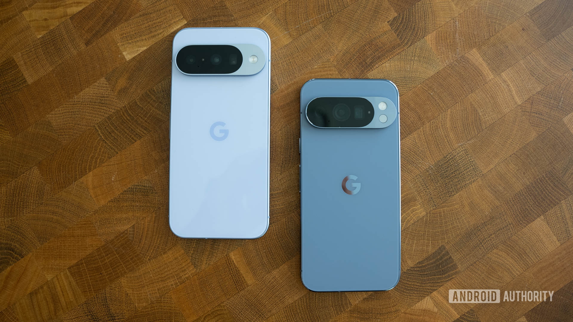 Google Pixel 10 in Frost vs Google Pixel 10 Pro in Moonstone (1 of 5) Google Pixel 10 in Frost vs Google Pixel 10 Pro in Moonstone (1 of 5)