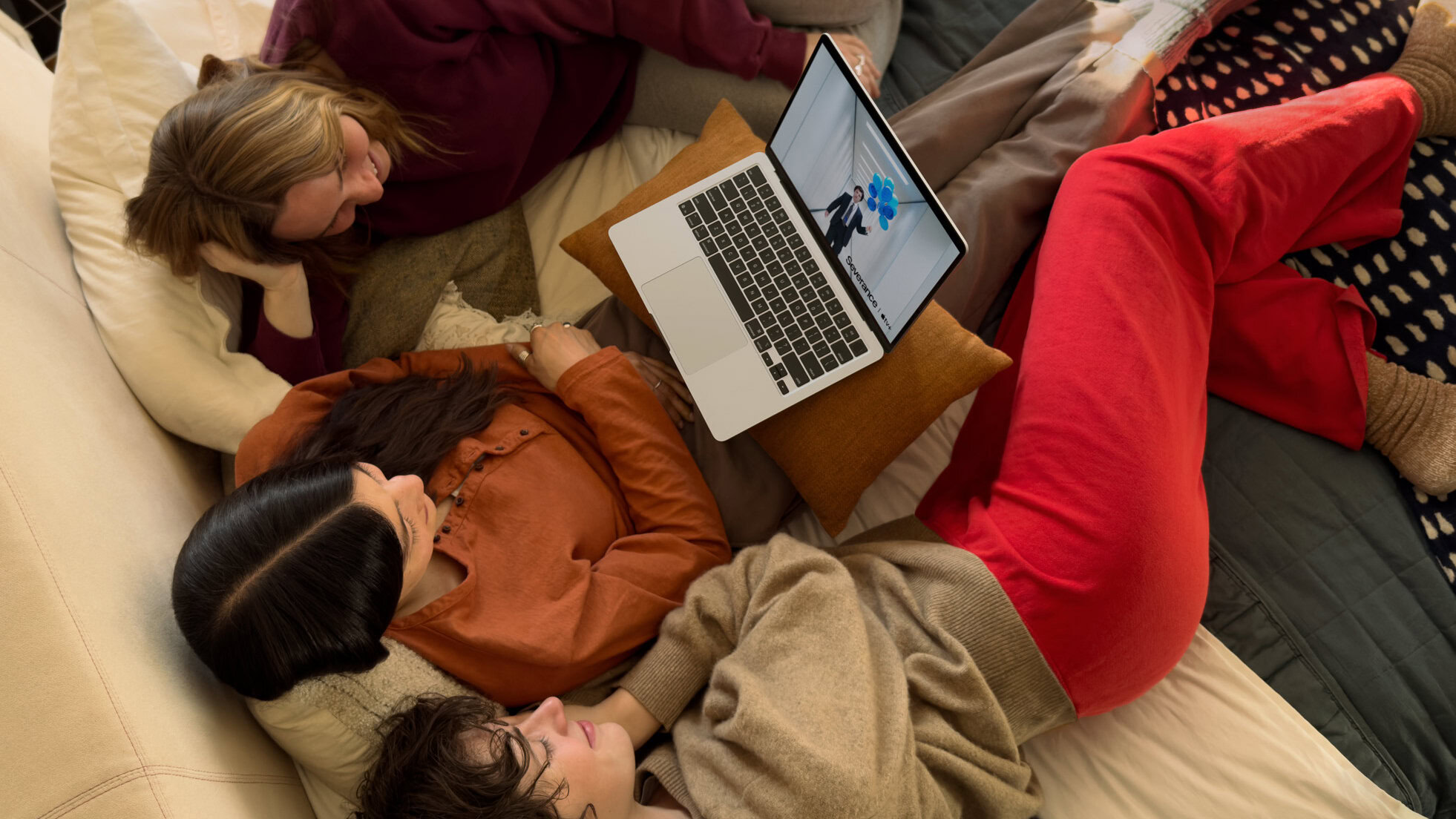 Apple MacBook Air M4 enjoying movie