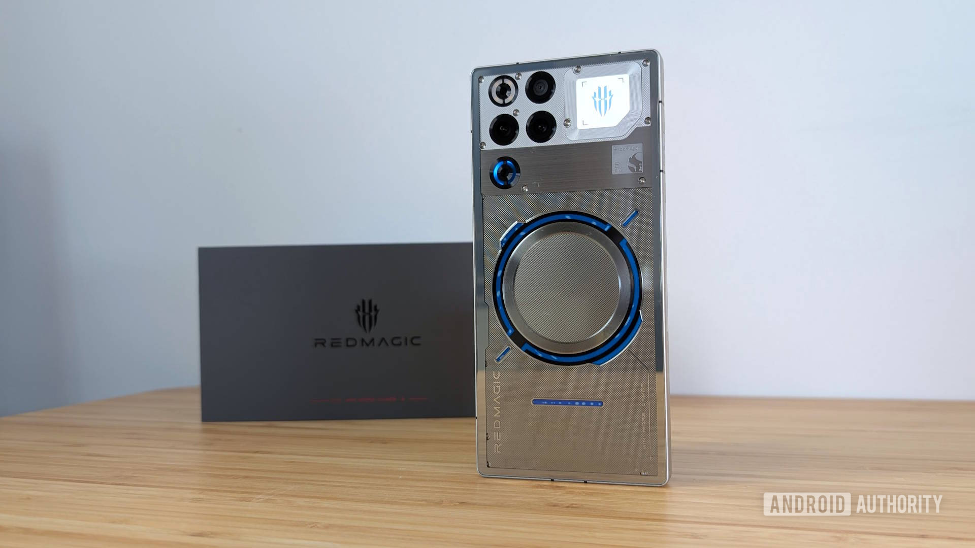 REDMAGIC 11 Pro with box
