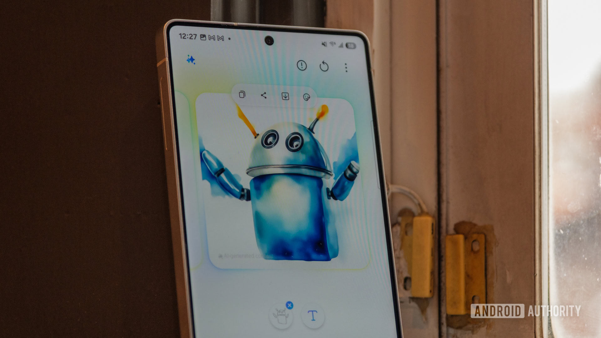 Samsung Galaxy S25 Ultra drawing assist android bot