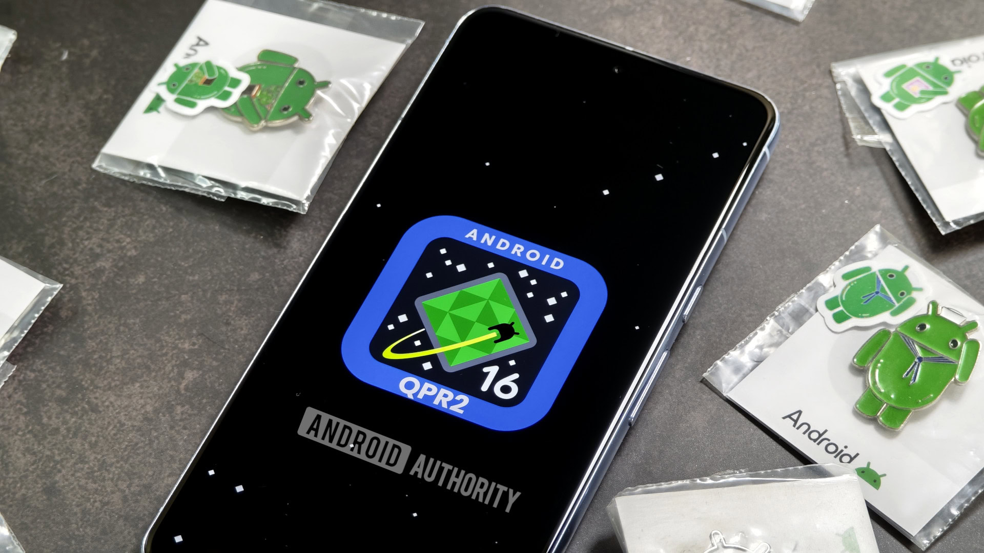 Android 16 QPR2 logo hero image