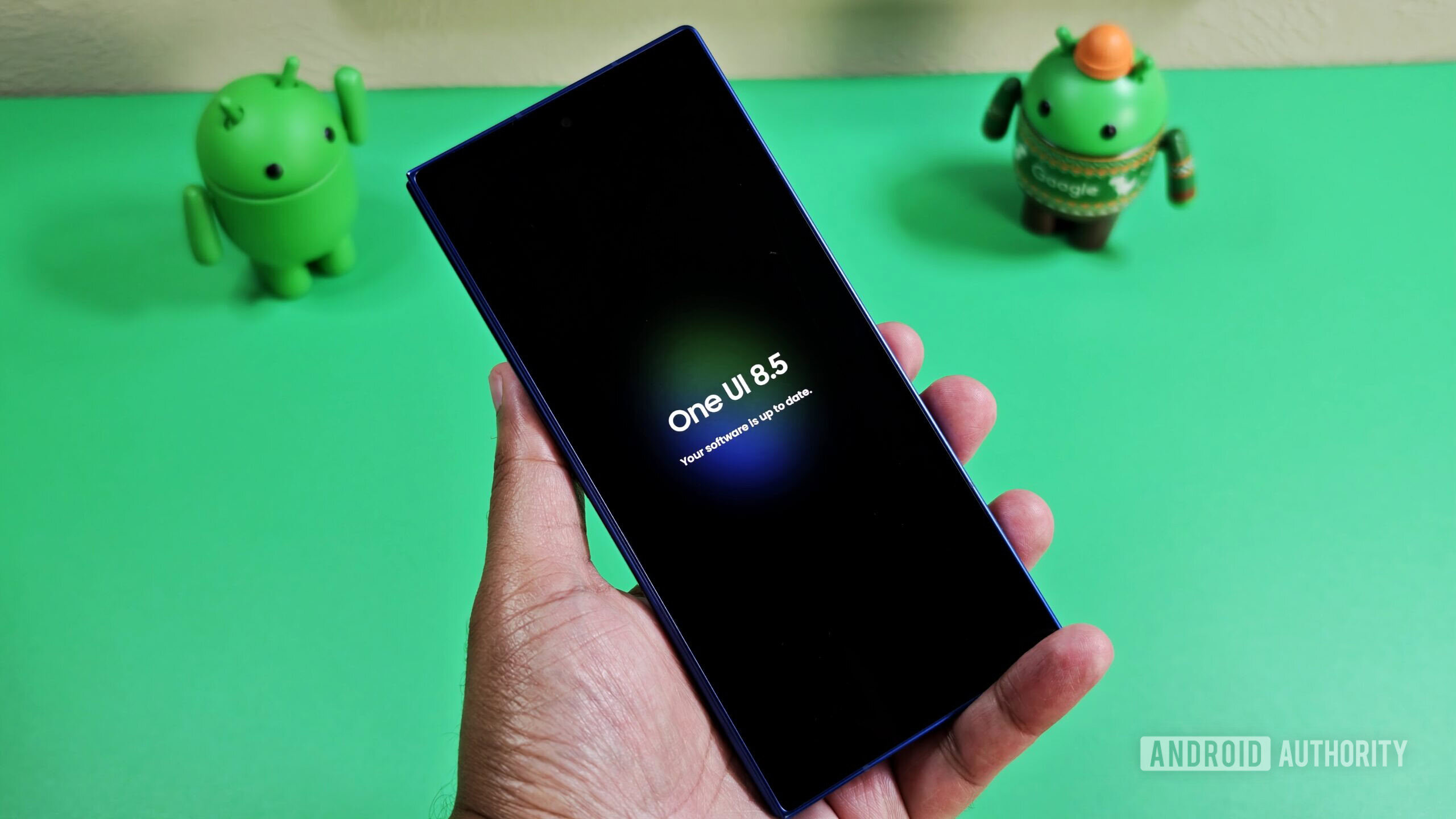 One UI 8.5 logo on a Samsung Galaxy phone