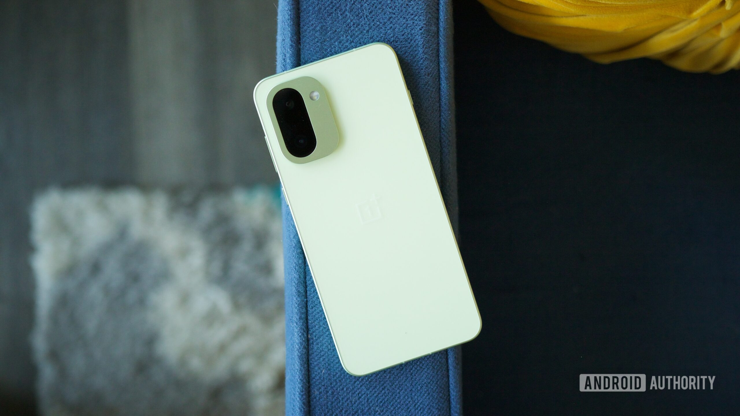 The back of the OnePlus 15R.