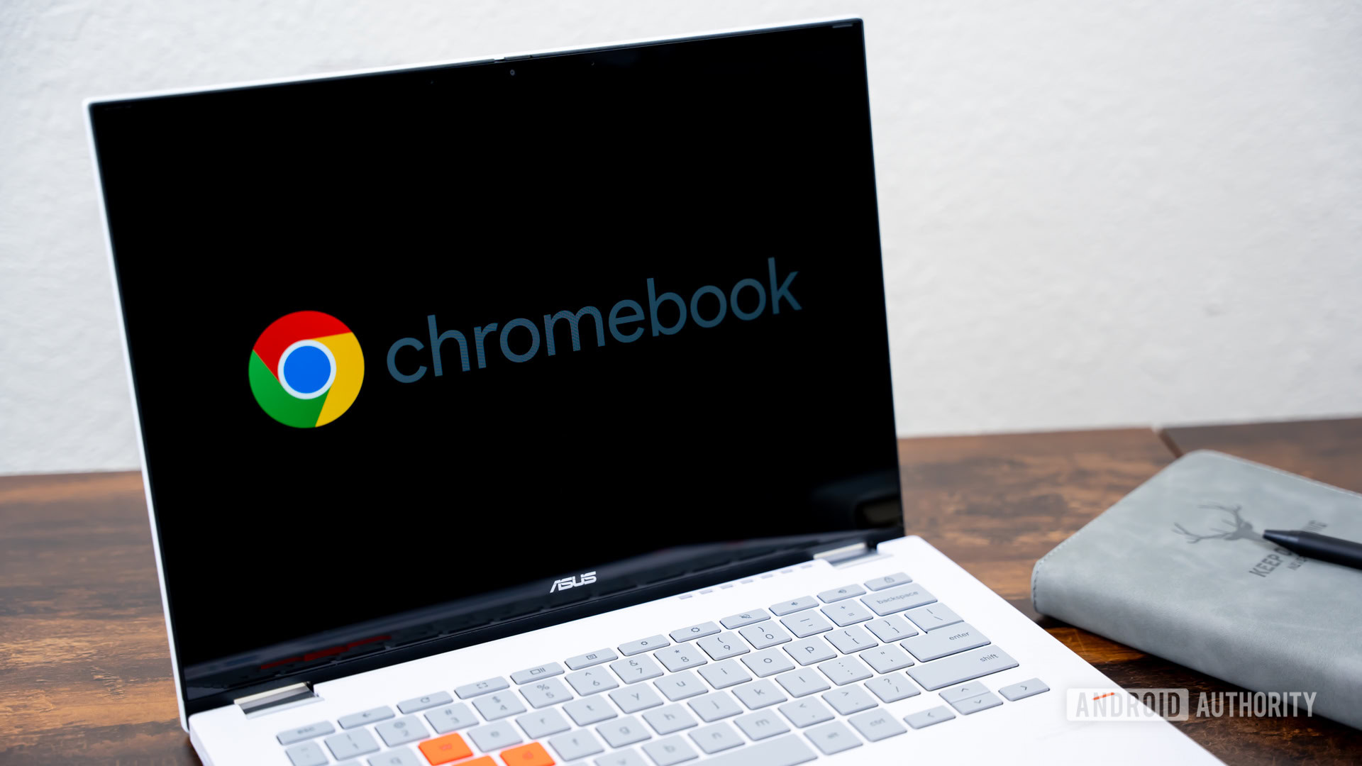 Chromebook with Chromebook logo on screen stock photo (20)