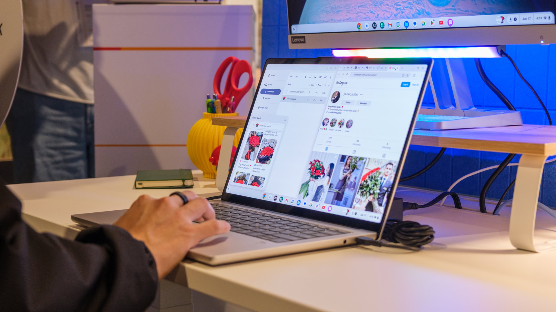 Google Chromebook Showcase Lenovo Chromebook Plus 14 Select to Search