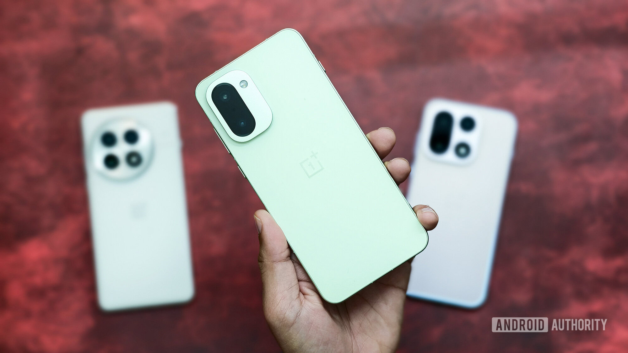 OnePlus 15R vs OnePlus 15 vs OnePlus 13