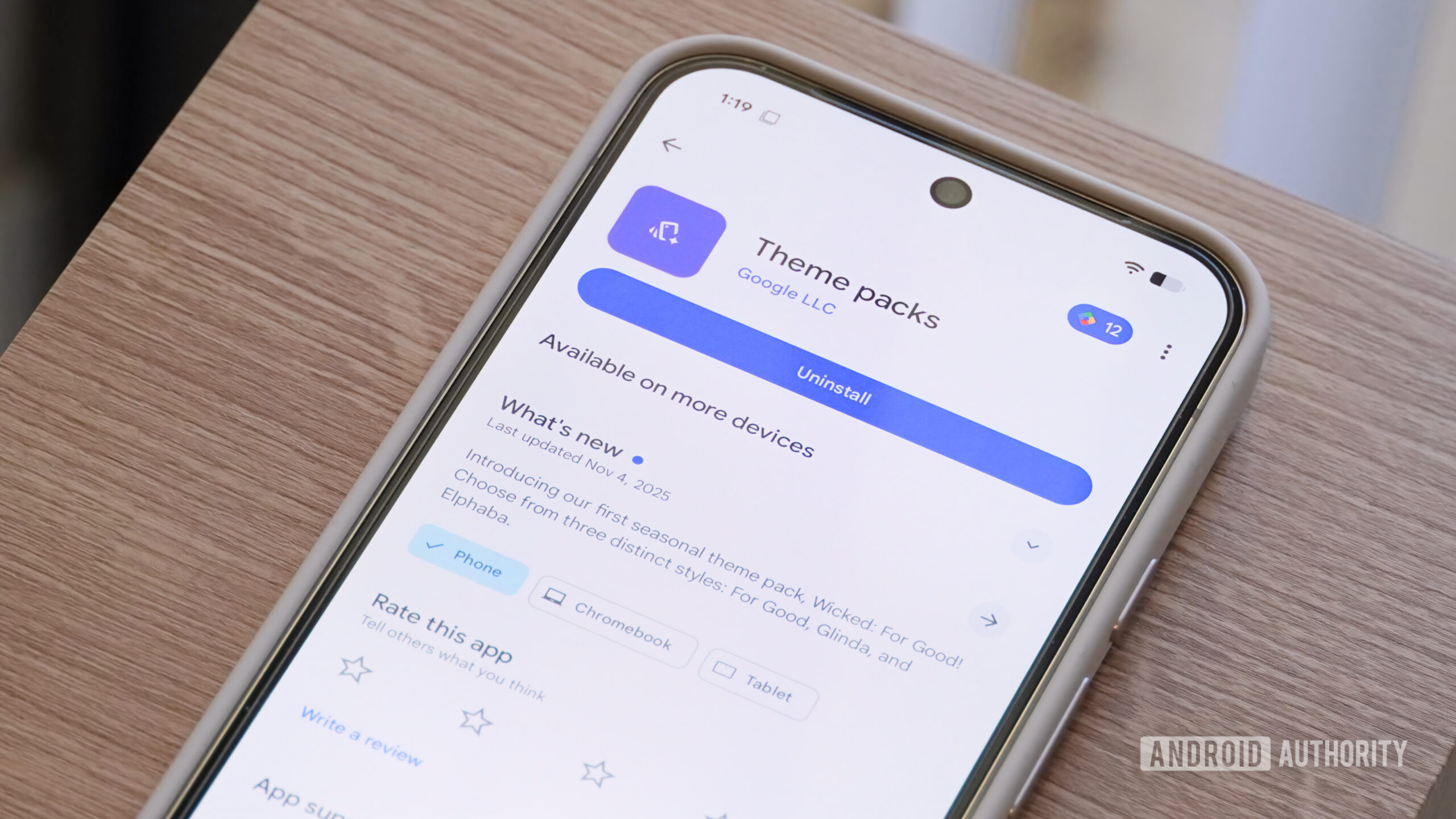 The Google Play Store listing for the Theme packs app.
